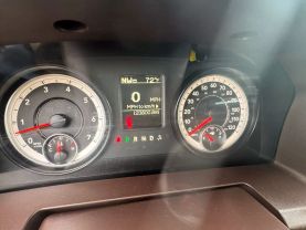 2015 RAM 1500 CREW CAB PICKUP V8, HEMI, 5.7 LITER SLT PICKUP 4D 6 1/3 FT