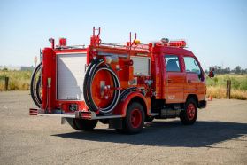 1997 TOYOTA DYNA TRUCK 15B FIRE TRUCK