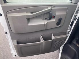 2016 CHEVROLET EXPRESS 3500 12FT BOX TRUCK W/1,000LB TOMMY GATE BOX TRUCKS V8, 4.8 LITER VAN 2D - Eddies Auto Sales
