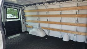2022 Gmc Savana 2500 Cargo - Image 9