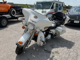 1997 HARLEY-DAVIDSON FLHTCUI MOTORCYCLES - MOTORCYCLE