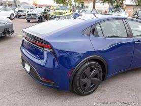 -2023 Toyota Prius - Image 7