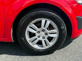 2014 CHEVROLET SONIC HATCHBACK 4-CYL, TURBO, 1.4 LITER LT HATCHBACK SEDAN 4D