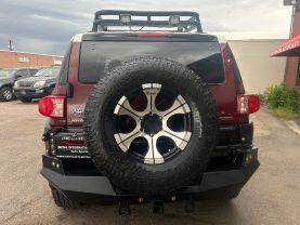 2010 TOYOTA FJ CRUISER SUV V6, 4.0 LITER SPORT UTILITY 2D