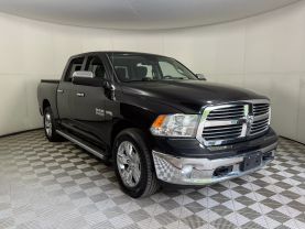 2015 RAM 1500 CREW CAB PICKUP V8, HEMI, 5.7 LITER SLT PICKUP 4D 5 1/2 FT
