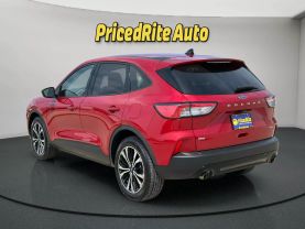 2021 FORD ESCAPE SUV 4-CYL, HYBRID, 2.5 LITER SE HYBRID SPORT UTILITY 4D