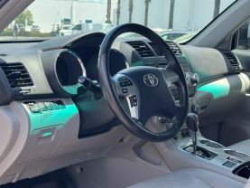 2012 TOYOTA HIGHLANDER SUV 4-CYL, 2.7 LITER SPORT UTILITY 4D