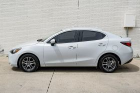 2019 TOYOTA YARIS SEDAN 4-CYL, 1.5 LITER LE SEDAN 4D