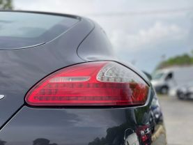 2013 Porsche Panamera - Image 37