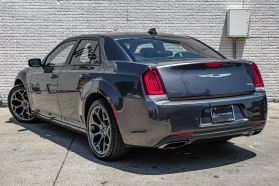 2016 CHRYSLER 300 SEDAN V6, 3.6 LITER 300S SEDAN 4D