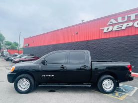 2008 NISSAN TITAN CREW CAB PICKUP V8, 5.6 LITER LE PICKUP 4D 5 1/2 FT