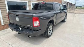 2019 RAM 1500 CREW CAB PICKUP V8, HEMI, 5.7 LITER BIG HORN PICKUP 4D 5 1/2 FT