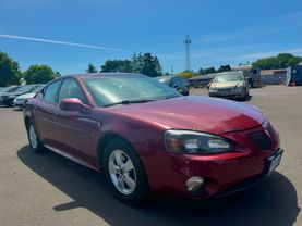 2006 Pontiac Grand Prix - Image 2