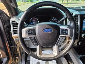 2017 FORD F250 SUPER DUTY CREW CAB PICKUP V8, TURBO DIESEL, 6.7L PLATINUM PICKUP 4D 6 3/4 FT