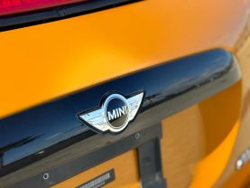 2017 MINI CONVERTIBLE CONVERTIBLE 3-CYL, TURBO, 1.5 LITER COOPER CONVERTIBLE 2D