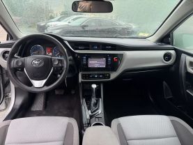2018 Toyota Corolla - Image 9