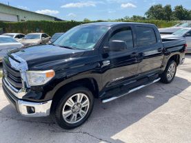 2015 TOYOTA TUNDRA CREWMAX PICKUP V8, 5.7 LITER SR5 PICKUP 4D 5 1/2 FT