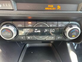 2018 MAZDA MAZDA3 HATCHBACK 4-CYL, SKYACTIV-G, 2.5L TOURING HATCHBACK 4D - Gesner Auto Inc in Taunton, MA, 41.88613, -71.14527