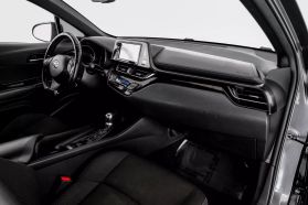 2018 TOYOTA C-HR SUV 4-CYL, 2.0 LITER XLE PREMIUM SPORT UTILITY 4D