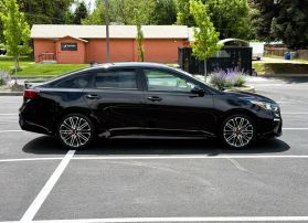 2021 KIA FORTE SEDAN AURORA BLACK PEARL AUTOMATIC - Capital City Auto