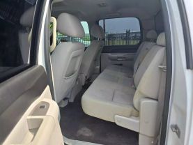 2011 CHEVROLET SILVERADO 1500 CREW CAB PICKUP V8, FLEX FUEL, 5.3 LITER LT PICKUP 4D 5 3/4 FT