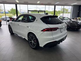 2023 MASERATI GRECALE SUV V6, TWIN TURBO, 3.0 LITER TROFEO SPORT UTILITY 4D