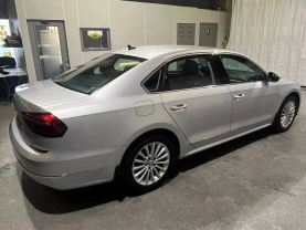 2017 VOLKSWAGEN PASSAT SEDAN 4-CYL, TURBO, 1.8 LITER 1.8T SE SEDAN 4D