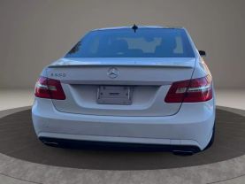 2011 MERCEDES-BENZ E-CLASS SEDAN V8, 5.5 LITER E 550 SEDAN 4D