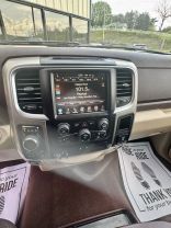2015 RAM 1500 CREW CAB PICKUP V8, HEMI, 5.7 LITER SLT PICKUP 4D 6 1/3 FT