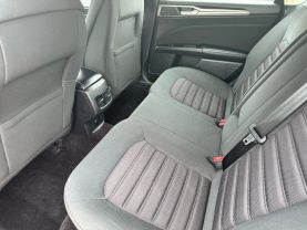 2017 FORD FUSION SEDAN 4-CYL, 2.5 LITER SE SEDAN 4D