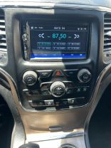 2017 Jeep Grand Cherokee - Image 25
