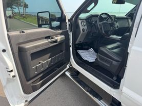 2016 FORD F350 SUPER DUTY CREW CAB PICKUP V8, TURBO DIESEL, 6.7L LARIAT PICKUP 4D 6 3/4 FT