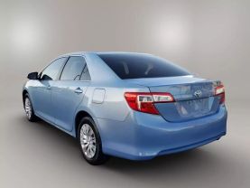 2014 TOYOTA CAMRY SEDAN 4-CYL, 2.5 LITER LE SEDAN 4D at The One Autosales Inc in Phoenix , AZ 85022  33.60461470880989, -112.03641575767358