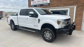 2019 FORD F250 SUPER DUTY CREW CAB PICKUP V8, TURBO DIESEL, 6.7 LITER LARIAT PICKUP 4D 6 3/4 FT