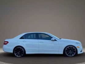 2011 MERCEDES-BENZ E-CLASS SEDAN V8, 5.5 LITER E 550 SEDAN 4D