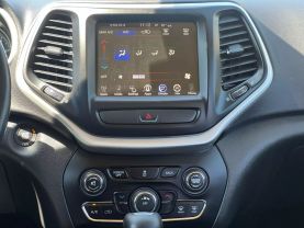 2018 JEEP CHEROKEE SUV 4-CYL, ZERO EVAP, 2.4 LITER LATITUDE PLUS SPORT UTILITY 4D - The Auto Lot