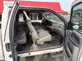 2006 FORD F250 SUPER DUTY SUPER CAB PICKUP V8, TURBO DSL 6.0L XL PICKUP 4D 6 3/4 FT