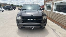 2019 RAM 1500 CREW CAB PICKUP V8, HEMI, 5.7 LITER BIG HORN PICKUP 4D 5 1/2 FT