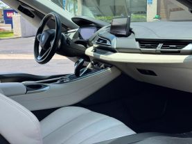 2016 BMW I8 COUPE 3-CYL, HYBRID, 1.5T COUPE 2D