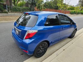 2012 TOYOTA YARIS LE HATCHBACK 3D