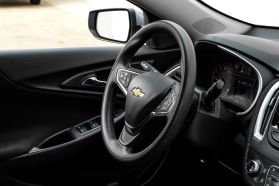 2023 Chevrolet Malibu - Image 18