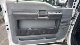 2012 Ford F-450 Super Duty Chassis - Image 24