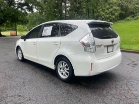2013 TOYOTA PRIUS V WAGON 4-CYL, HYBRID, 1.8 LITER FIVE WAGON 4D