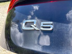 2020 AUDI Q5 SUV 4-CYL, TURBO, 2.0 LITER 45 TFSI PRESTIGE SPORT UTILITY 4D at T&T Repairables - used car dealership in Spencer, Indiana.