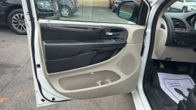 2017 DODGE GRAND CARAVAN PASSENGER PASSENGER V6, FLEX FUEL, 3.6 LITER SE MINIVAN 4D