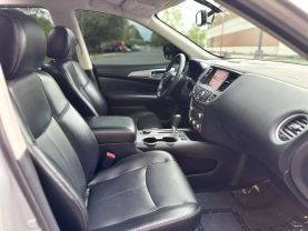 2017 NISSAN PATHFINDER