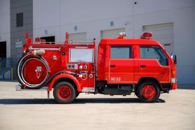 1997 TOYOTA DYNA TRUCK 15B FIRE TRUCK