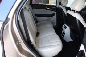 2020 Ford Edge - Image 24