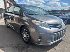 2018 TOYOTA SIENNA VAN V6, 3.5 LITER XLE MINIVAN 4D