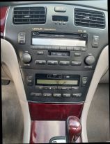 2004 LEXUS ES SEDAN V6, 3.3 LITER ES 330 SEDAN 4D